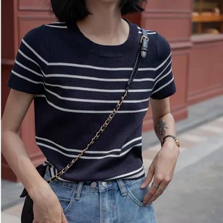 Áo montoghi cổ tròn kẻ