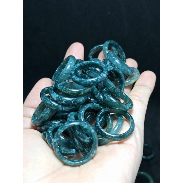 Nhẫn đeo tay JadeA vân hoa siêu đẹp kèm hộp gấm sang trọng