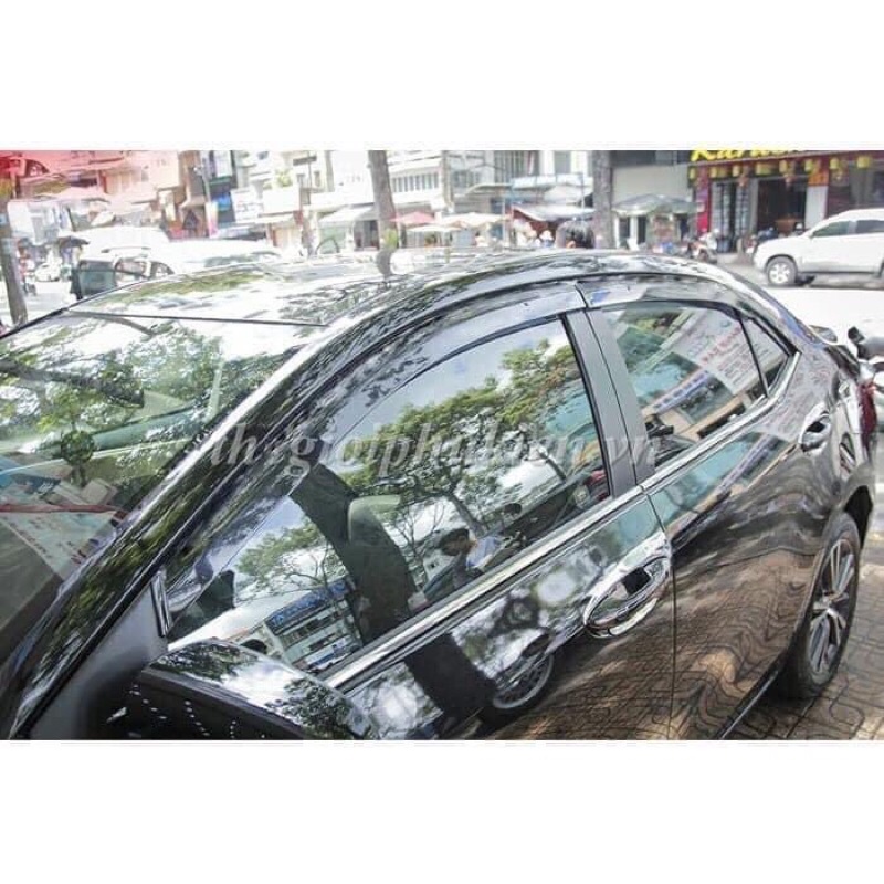 Bộ vè che mưa đen xe Toyota Altis form 2008-2013 và  2014-2021