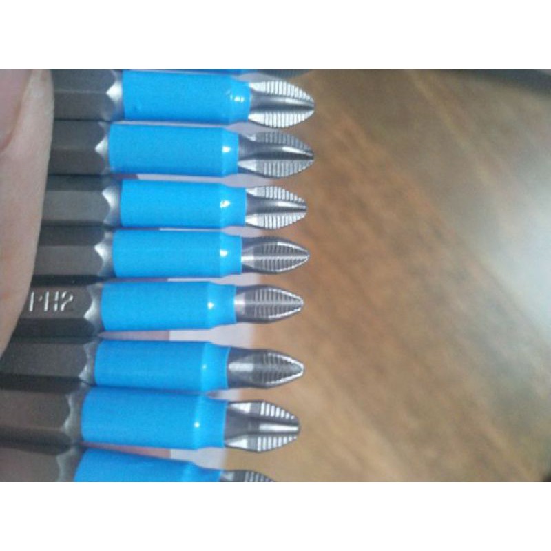 sét 2 cái  Đầu tô vít 4 cạnh chống trượt cho máy khoan