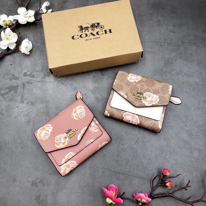 Ví Coach hoa dáng bì thư mini cho nữ