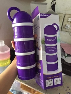 Hộp chia sữa và thức ăn cho bé
