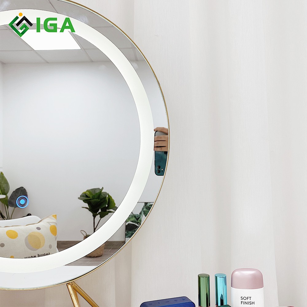 Gương Bàn Trang Điểm IGA Viền Led Mirror T Phong Cách Hàn Quốc - GN23