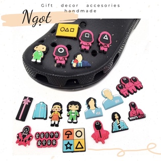 JBit Sticker Nút Gắn Dép Crocs Squid Game Jibbitz