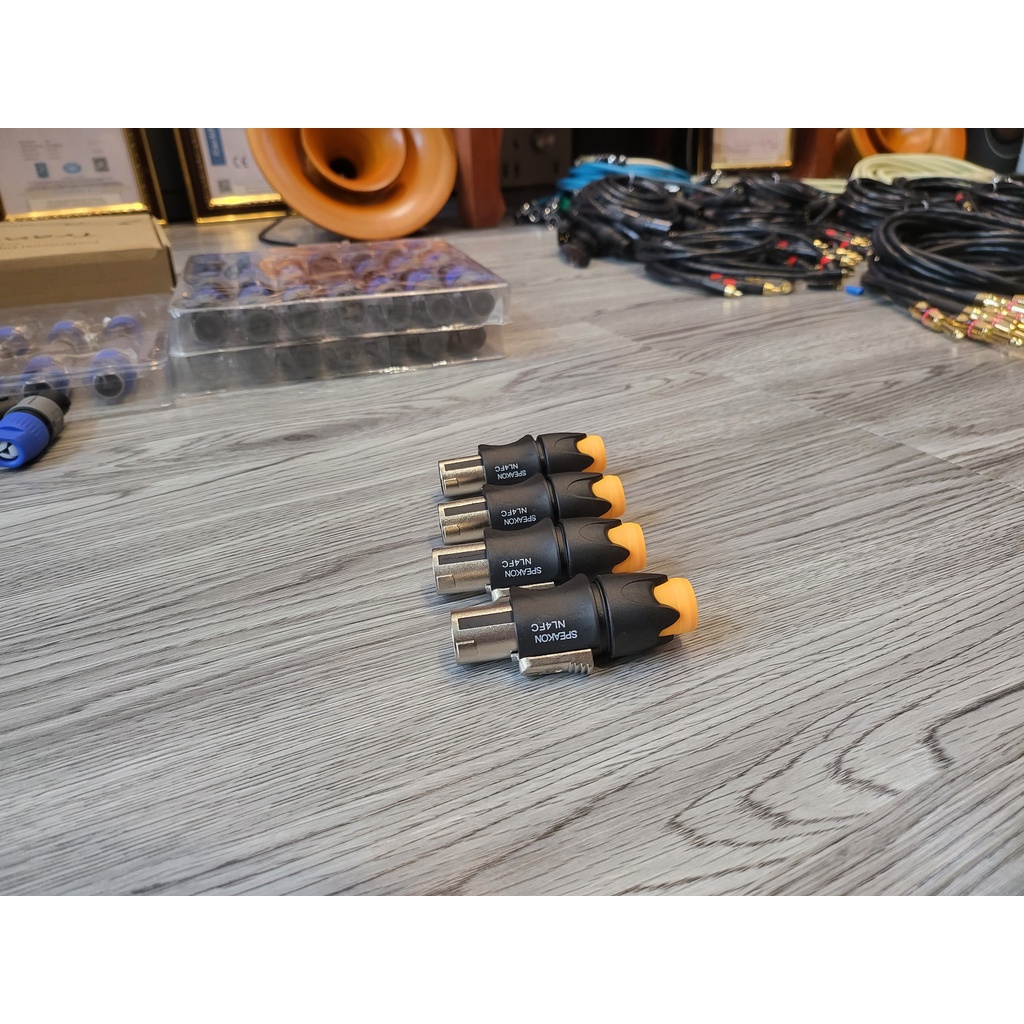 Jack loa Newtrik - Speakon cho loa Full hoặc cục đẩy - Bộ 2 Jack