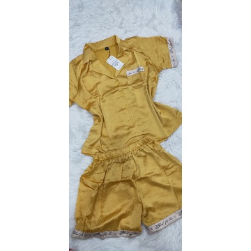Bộ pijama đùi vải satin(có bigsize)