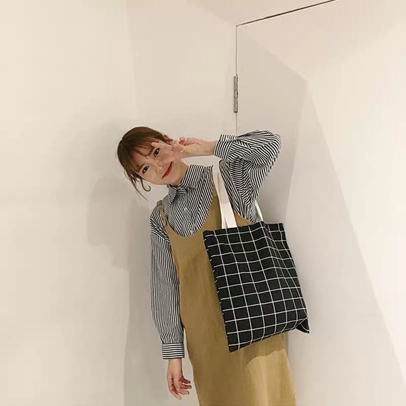 Túi ô vuông vừa a4 vải tote canvas