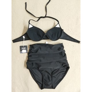 Bikini Hàn Quốc 2 mảnh trễ vai bèo