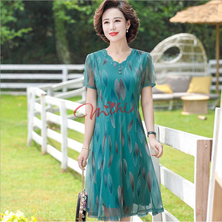 Váy Đầm trung niên nữ cho mẹ phối hoa cao cấp V81 - Áo đầm kiểu thời trang dự tiệc dạ hội đẹp cho người lớn tuổi Bigsize | BigBuy360 - bigbuy360.vn