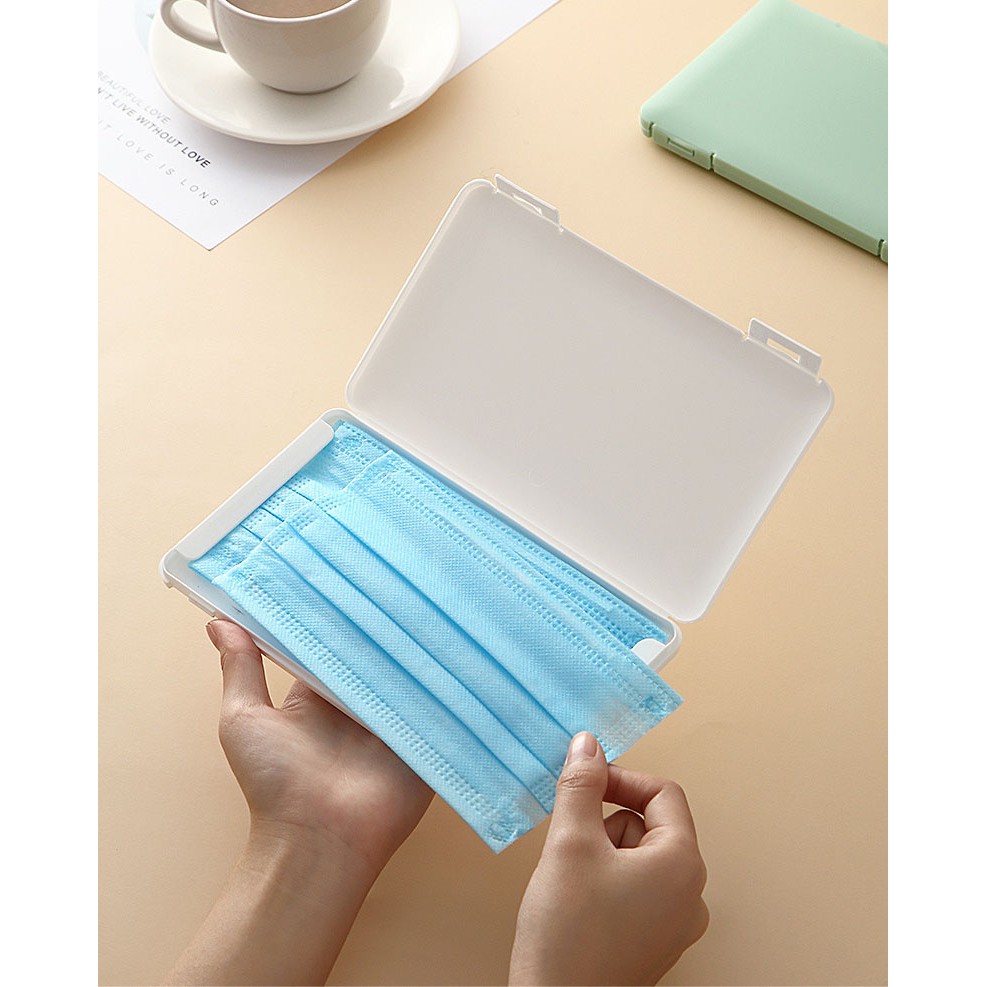 Hộp đựng khẩu trang y tế chồng bụi bẩn, chống ẩm tiện dụng.