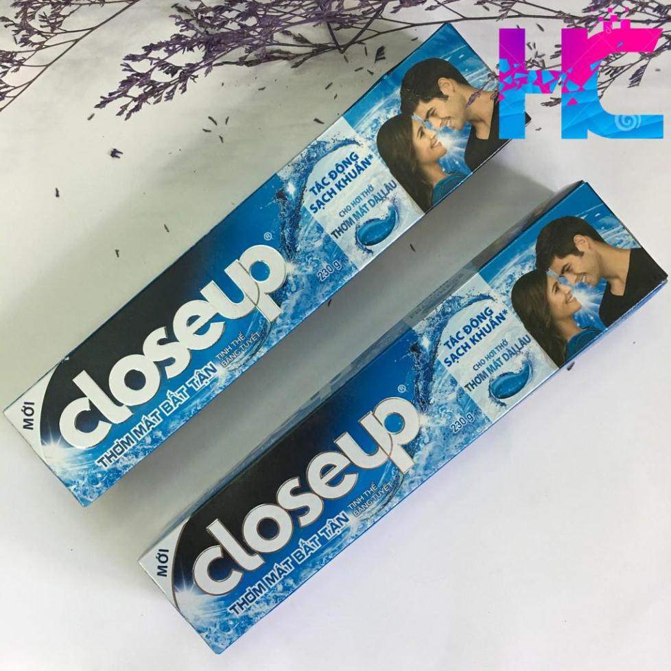 Kem Đánh Răng Closeup - Tinh Thể Băng Tuyết