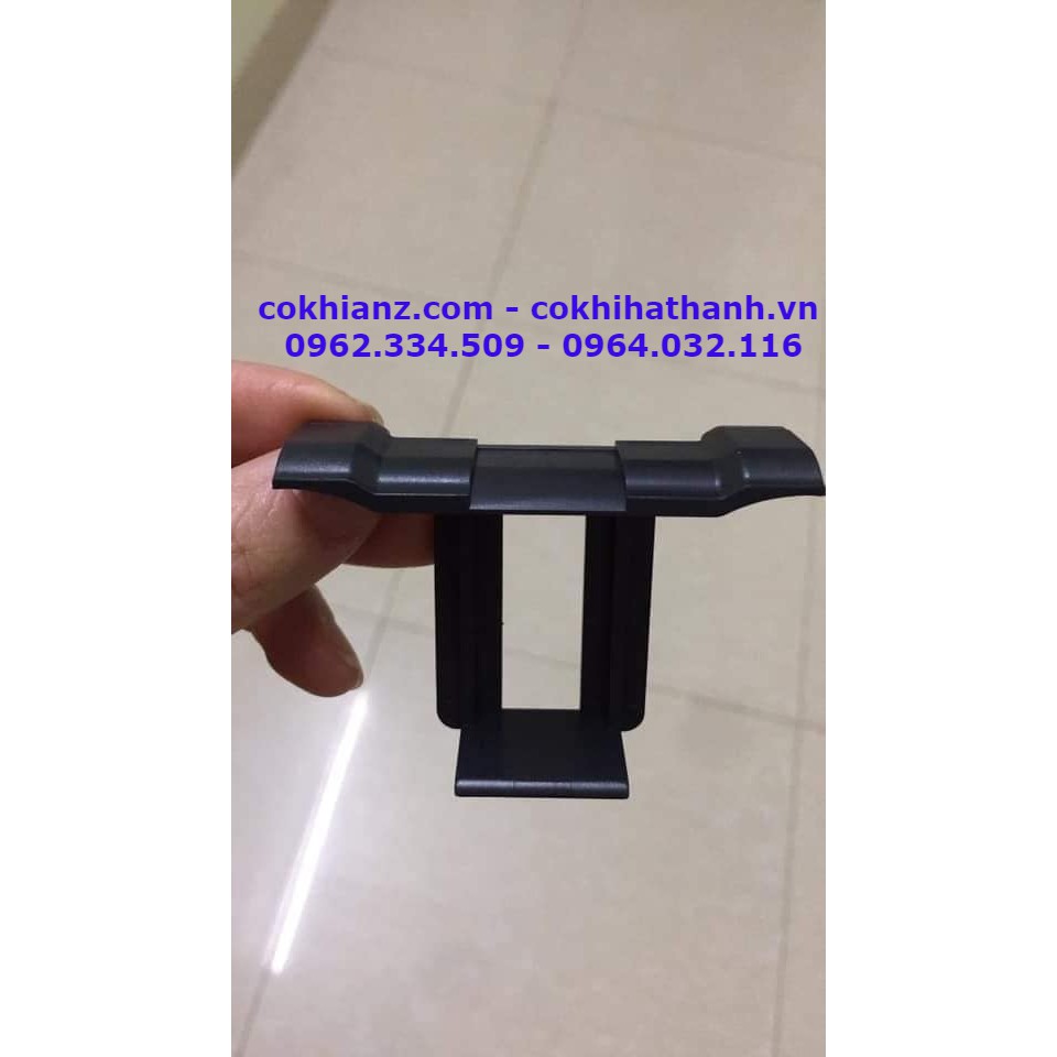 KẸP THOÁT NƯỚC TẤM PIN NĂNG LƯỢNG MẶT TRỜI 40MM