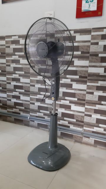 Quạt đứng DH1600