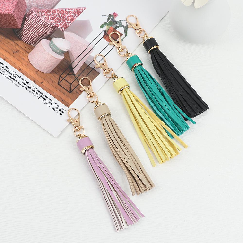Móc Khóa Da Pu Màu Cầu Vồng Tua Rua Dễ Thương Giá Đỡ
