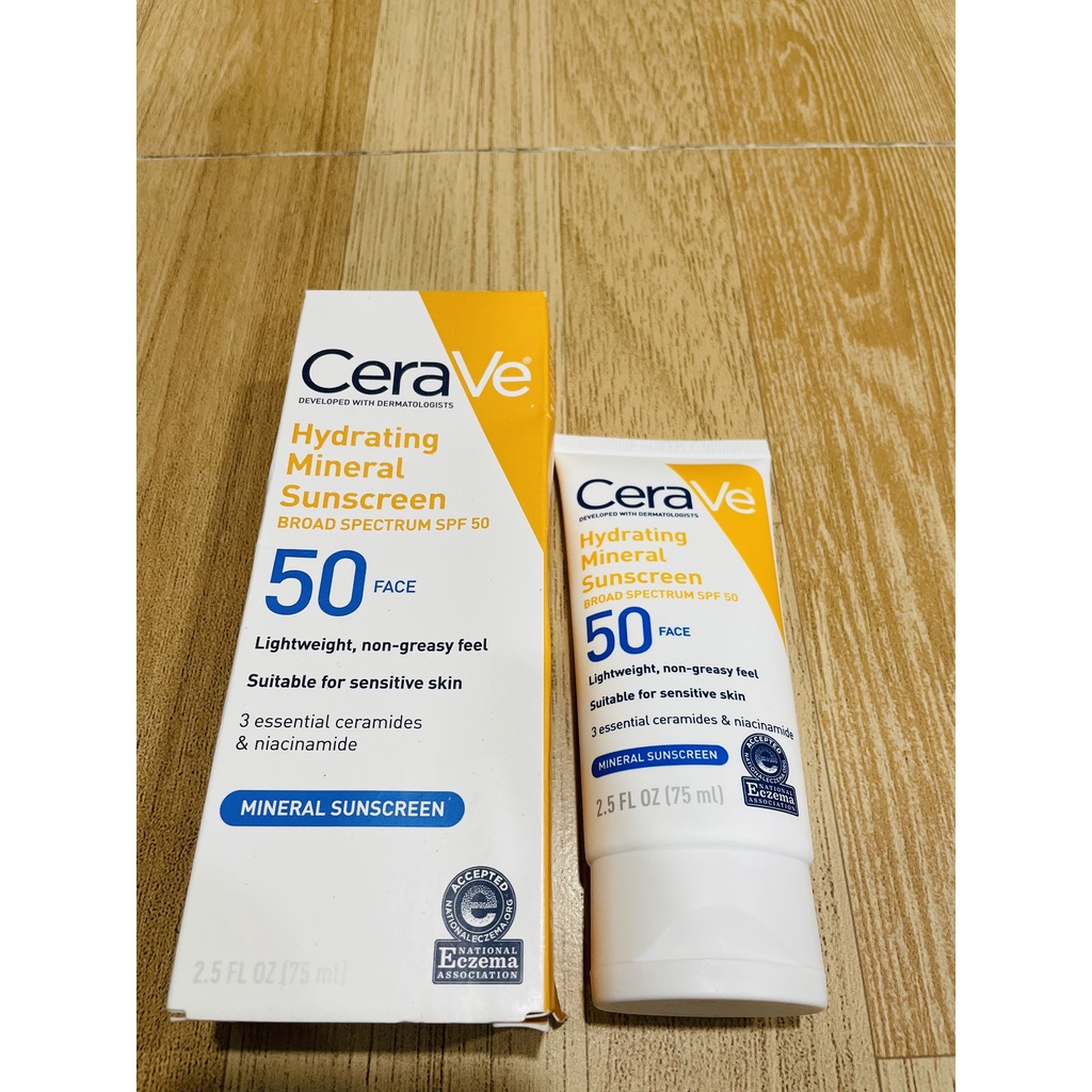 Kem chống nắng dành cho da mặt Crv Hydrating Sunscreen SPF 50