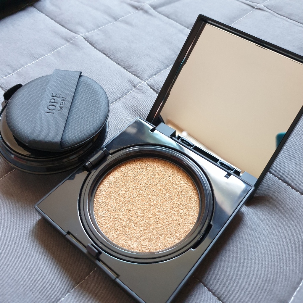 Phấn Nước Kiềm Dầu Dành Cho Nam Giới Iope Men Air Cushion SPF 50+ PA+++