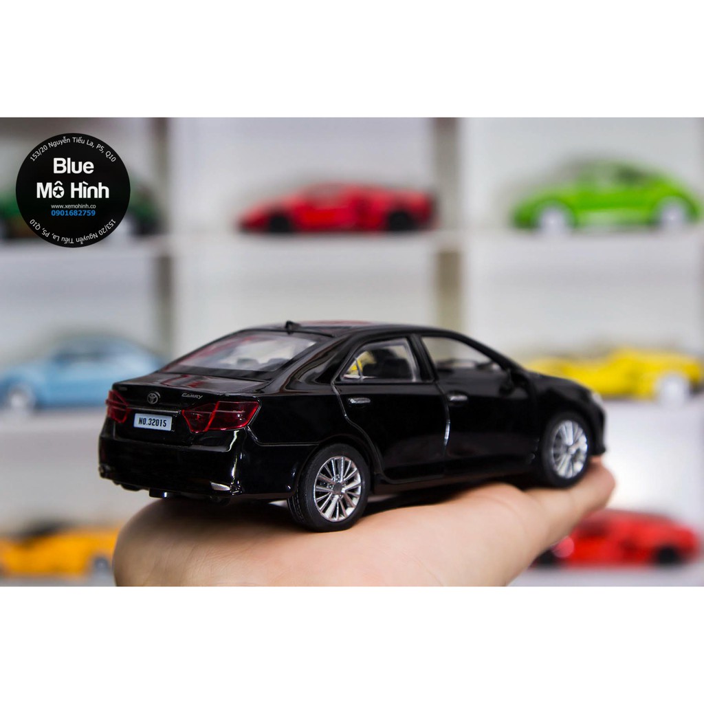 Blue mô hình | Xe mô hình Toyota Camry tỷ lệ 1:32