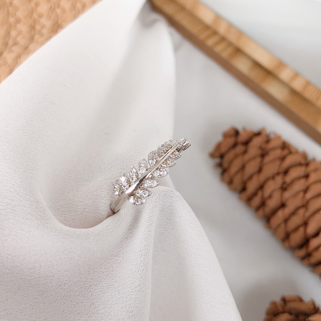 Nhẫn bạc lá đính ngọc