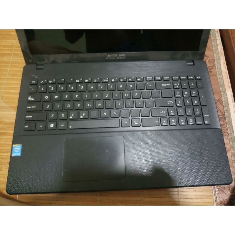Xác laptop asus x552l