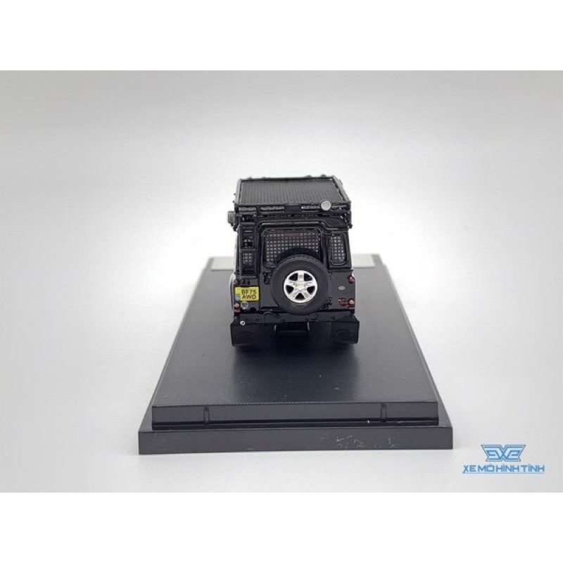 Xe Mô Hình Land Rover Defender 1:64 Master ( Đen Bóng )