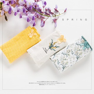 Set 3 quần lót Oysho hoa mimosa