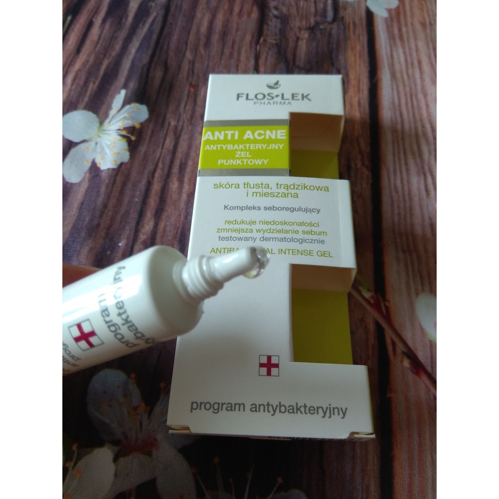 Gel ngăn ngừa mụn, kiểm soát dầu nhờn, ngăn ngừa tình trạng ách tắc lỗ chân lông FLOSLEK ANTI ACNE SPOT GEL 20ml