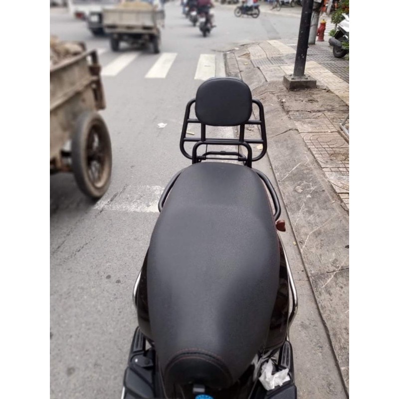 BAGA TỰA LƯNG CHO XE VESPA CÓ ĐỆM