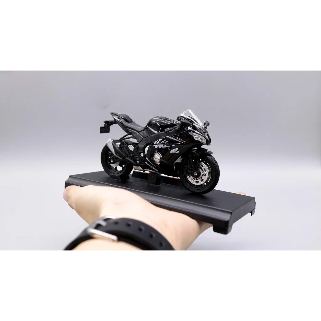 MÔ HÌNH XE KAWASAKI NINJA ZX 10RR 2017 BLACK 1:18 WELLY 5547