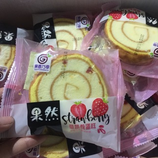 Bánh bông lan cuộn mới