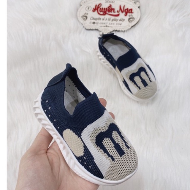 Giày lười vải bé trai bé gái chữ m size 23-33