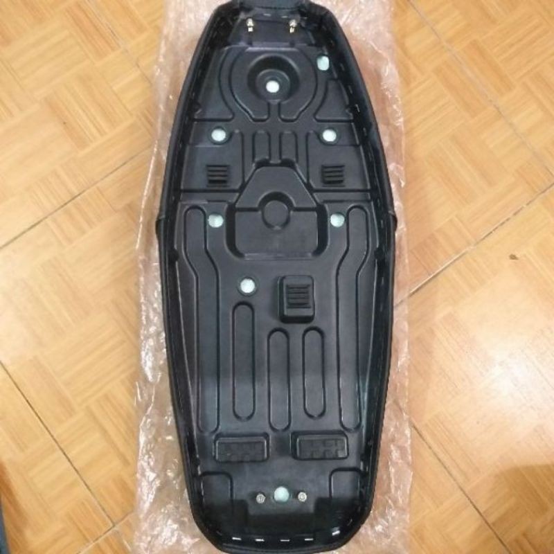 Yên xe DREAM  fom dream thái.hàng vn chất lượng cao