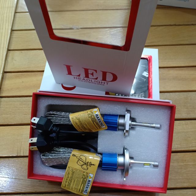 Đèn led P3H4 giá 650k/1 quả