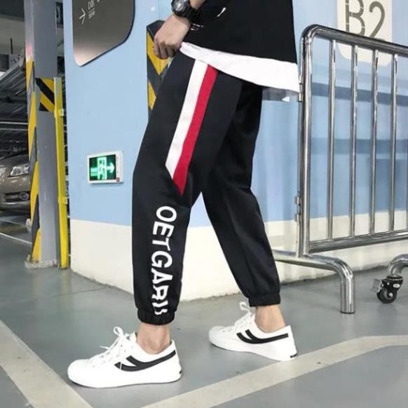 Quần jogger nỉ unisex Đen Chữ Dưới nam nữ phong cách thời trang kmg