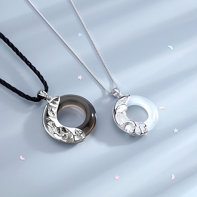 Set 2 Vòng cổ Mặt Ngọc Bích Tròn Đen Trắng Thanh Lịch Phong Cách Vintage Dành Cho Cặp Đôi