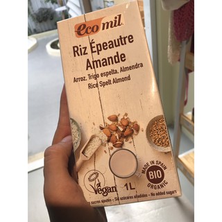 Ecomil - sữa gạo lúa mì hạnh nhân hữu cơ 1L