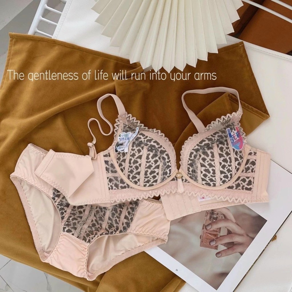 Set đồ lót nữ hoạ tiết đốm thời trang | BigBuy360 - bigbuy360.vn