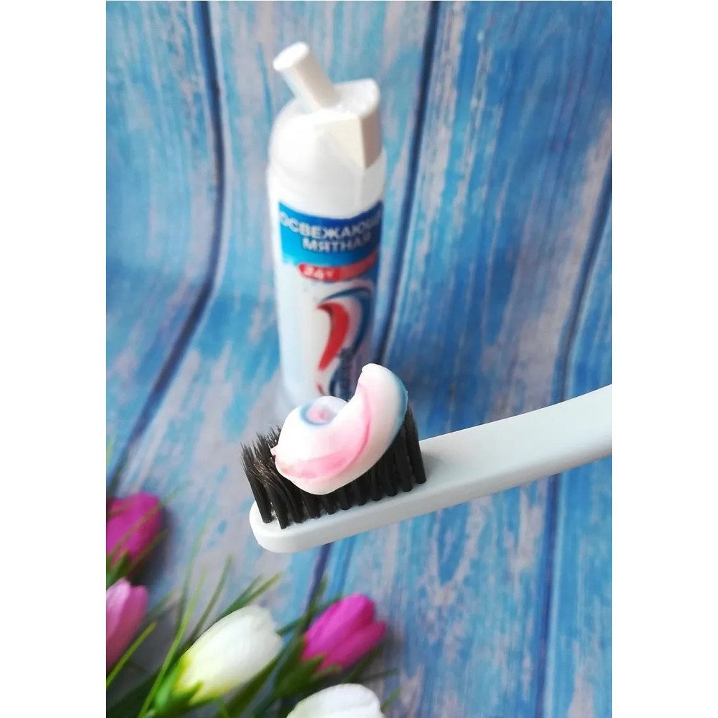 Kem đánh răng AquaFresh Nga 3 tác động Tuýp 100ml