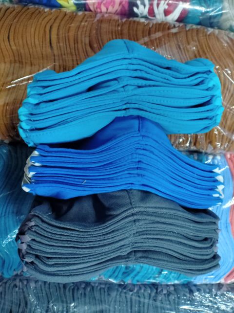 Set 10 khẩu trang vải 3 lớp chọn vải thun cá sấu và poli sẵn hàng | BigBuy360 - bigbuy360.vn