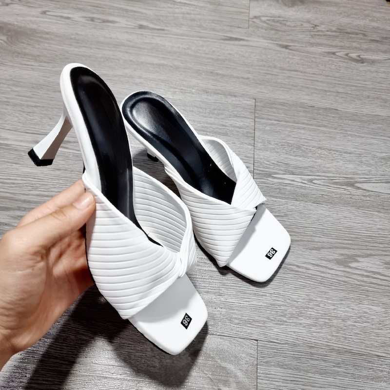 15.6Dép Cao Gót Nữ 5p Phân Gót Nhọn Quai Xếp Siêu Xinh - MS 124