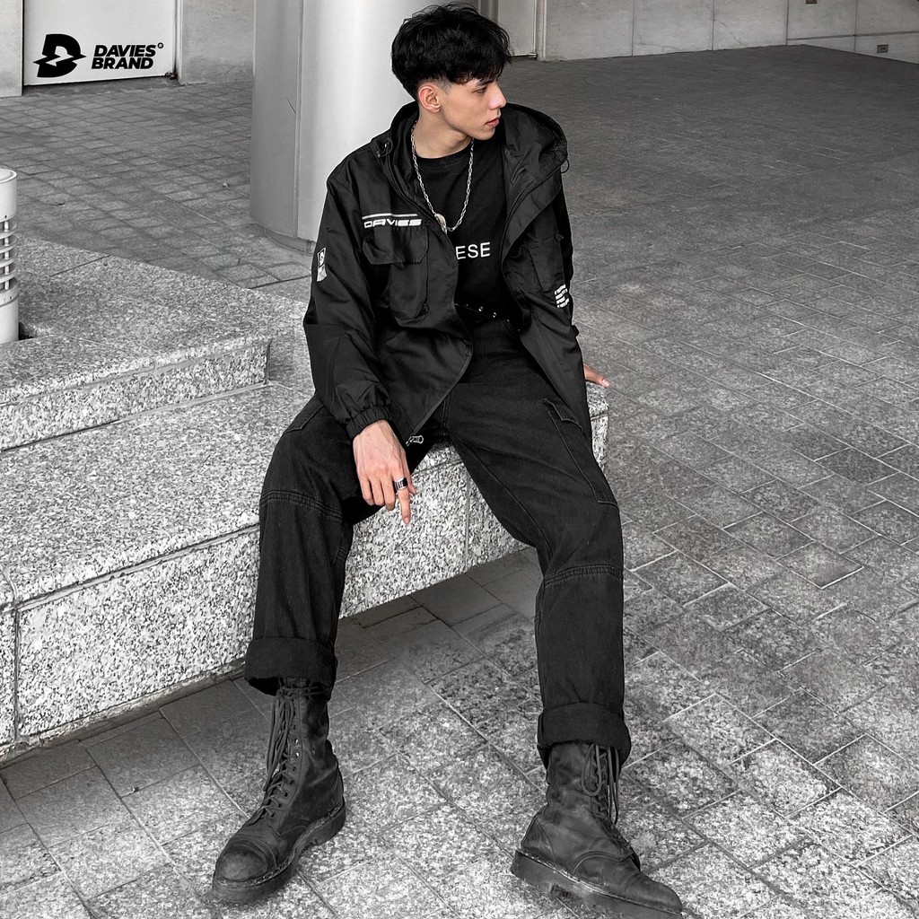 Áo khoác dù nam nữ form rộng có nón màu đen Badge Hooded Jacket local brand Davies I D34-AK5