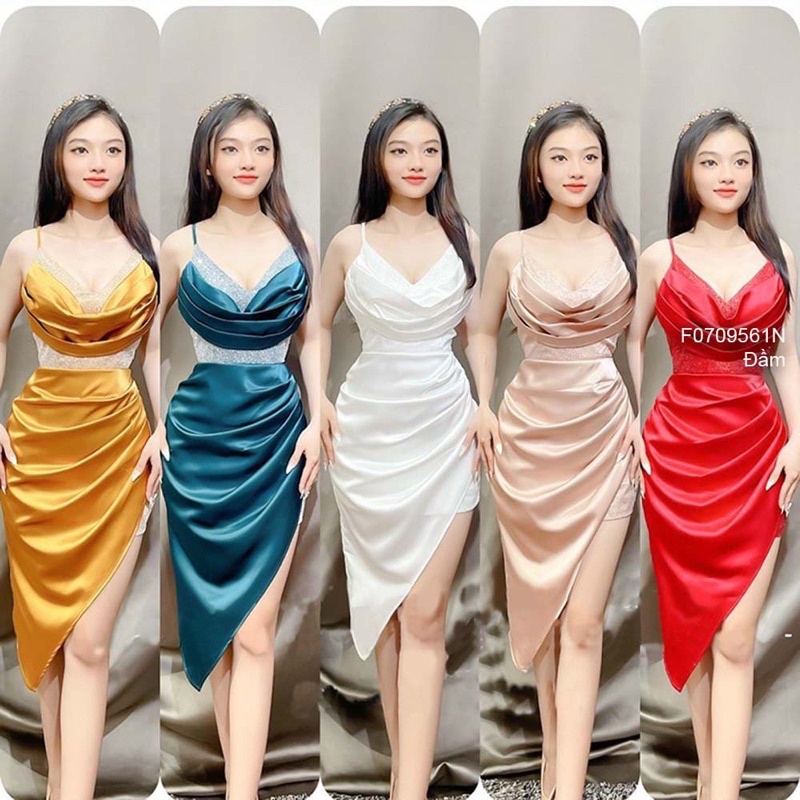 Đầm body tà xéo cổ đổ