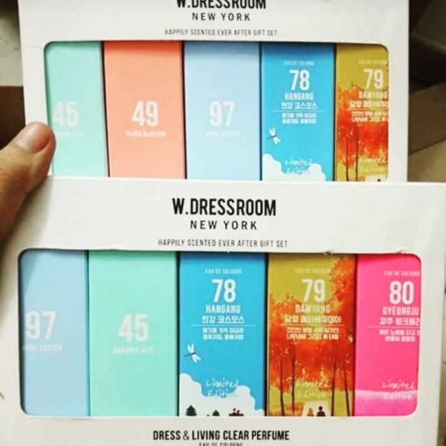 Nước hoa W DRESSROOM 97 45 49 CÓ SẴN SALE 59% SẬP SÀN