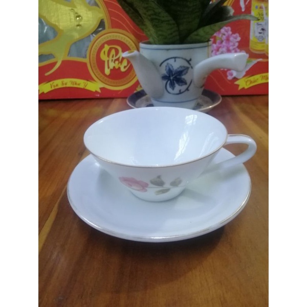 Tách sứ Nhật có dĩa