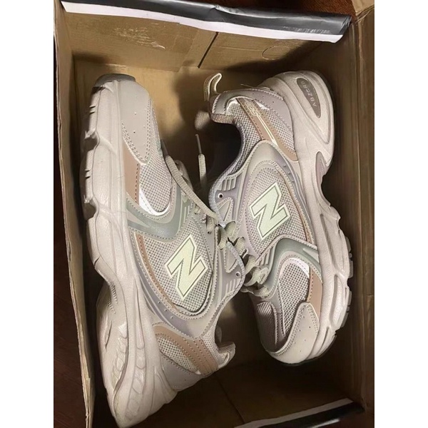 GIÀY THỂ THAO/SNEAKER UNISEX BASIC