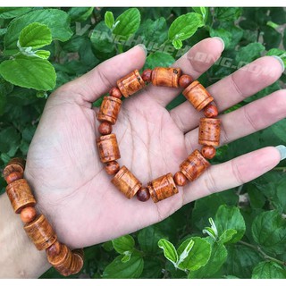 VÒNG GỖ NU HUYẾT LONG ĐÔT TRÚC