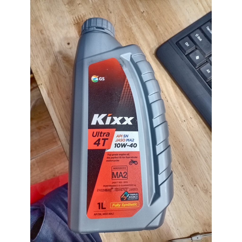 Nhớt Kixx 10W-40 Fully Synthentic tổng hợp hoàn toàn chai 1L nhập khẩu Hàn Quốc