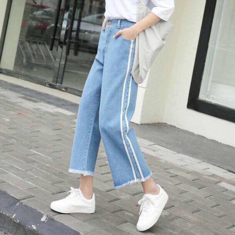 Quần Jeans Nữ Ống Rộng Phối Sọc - 235