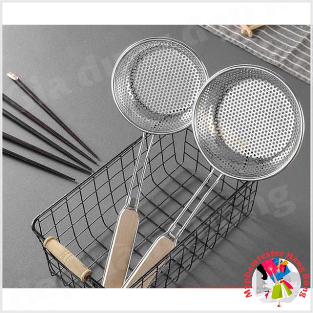Vợt chao, muỗng vớt inox lỗ tròn cán gỗ