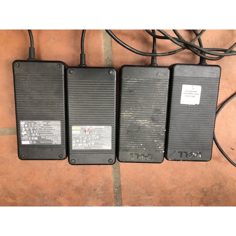 Sạc Dell 10.8 A 12.3a 6.7a 4,7a 3,42a zi bóc máy