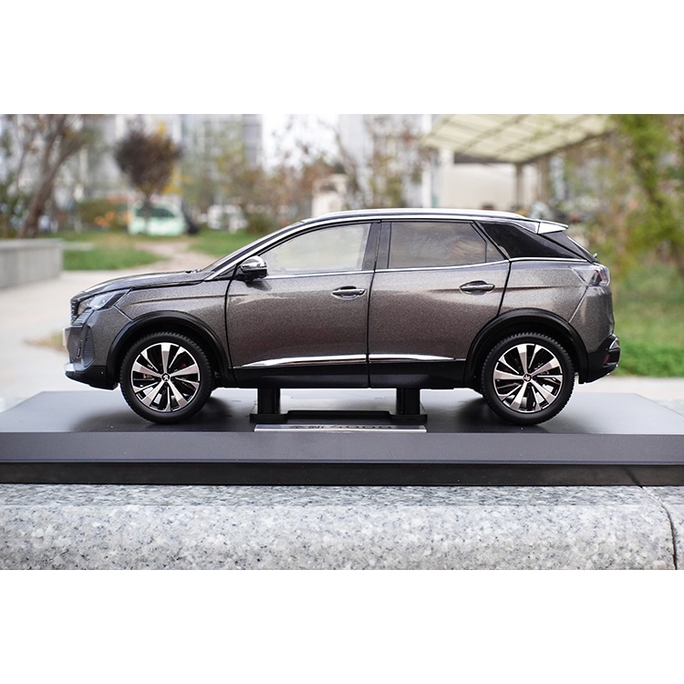 Mô hình xe Peugeot 4008 1:18